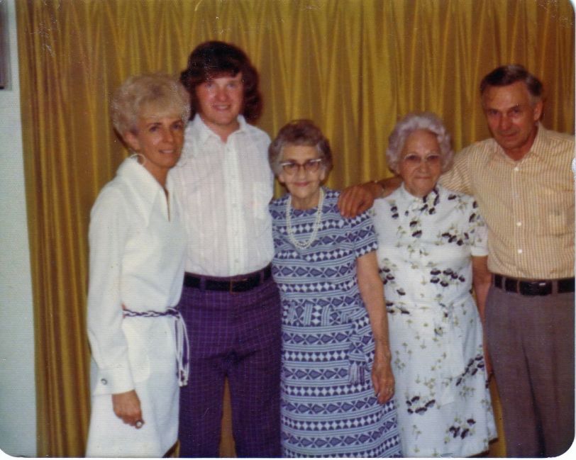 Mom, me, my great-grandmother and my grandparents